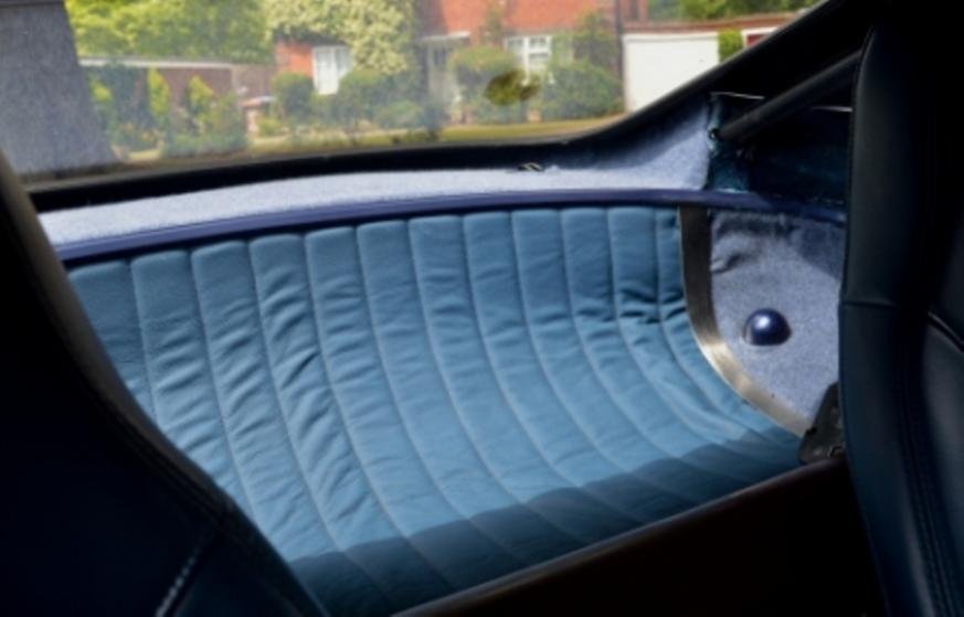 19 rear well and shelf.jpg