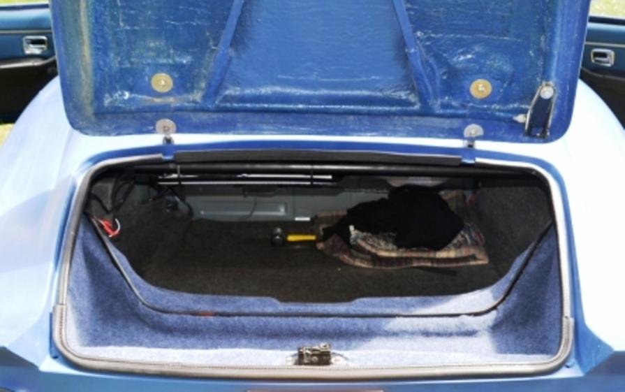 20 boot and heavy lid.jpg