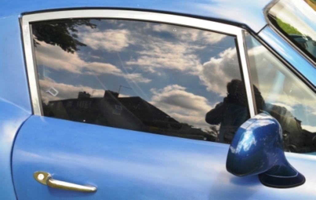 7 R door window.jpg