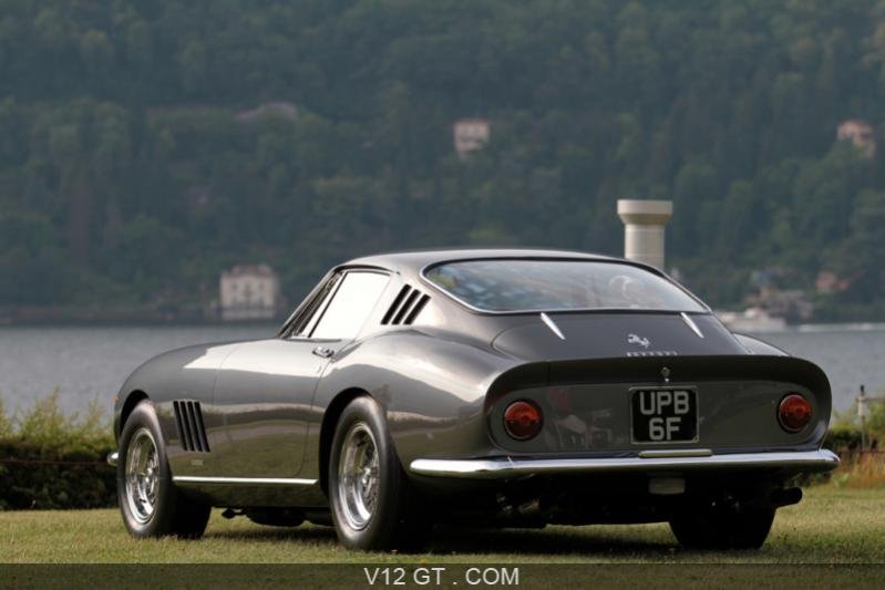 Ferrari-275-GTB-SWB-anthracite-3-4-arriere-gauche_zoom.jpg