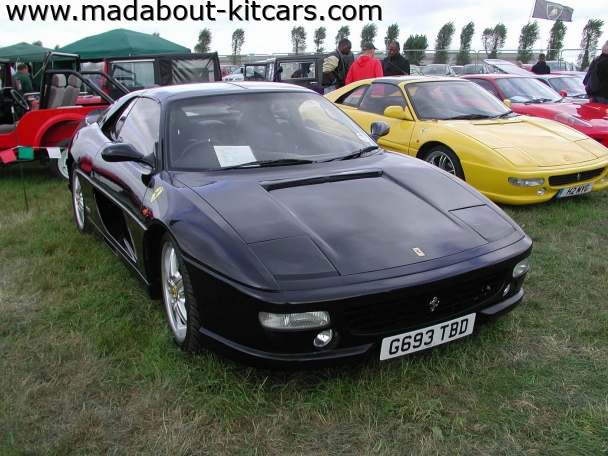 Fiero factory - MR3 SS Supersport. At Donny kit car show 07