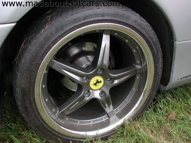 MR2Kits - GTA. Huge wheel spacers